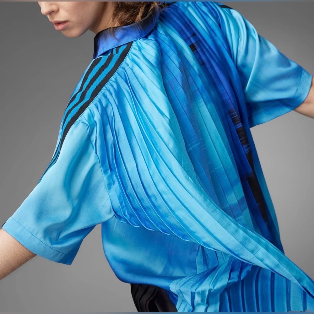 Adidas Originals Blue Version Pleated Polo Shirt HB9400 Womens S Stain